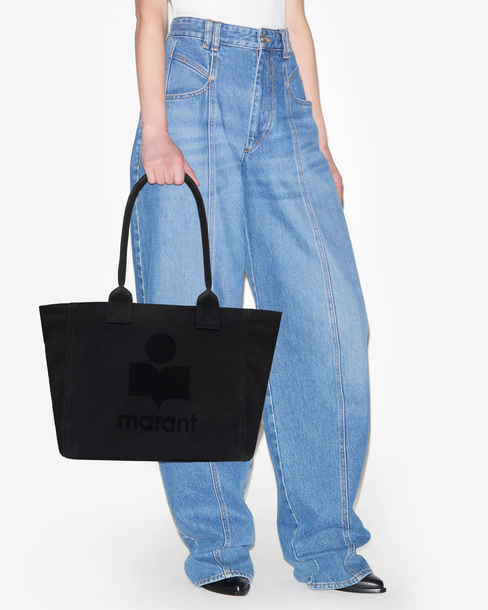 ISMT - Yenky Zipped Bag